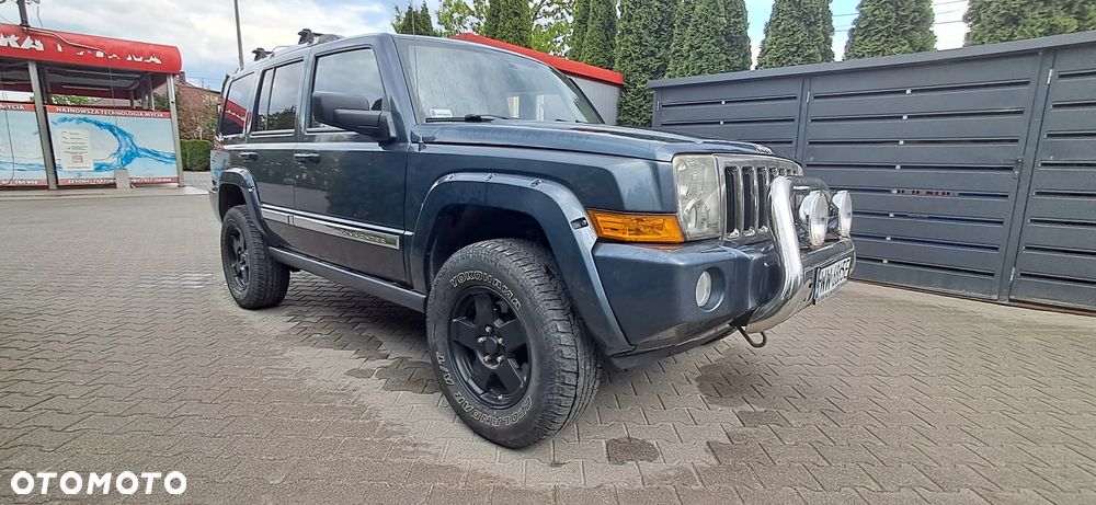 Jeep Commander - 2