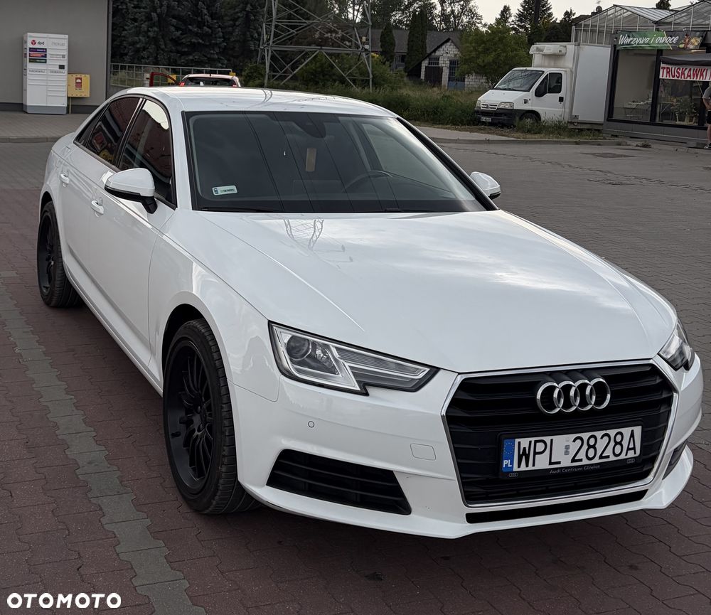 Audi A4 Limousine 35 TFSI S tronic - 4
