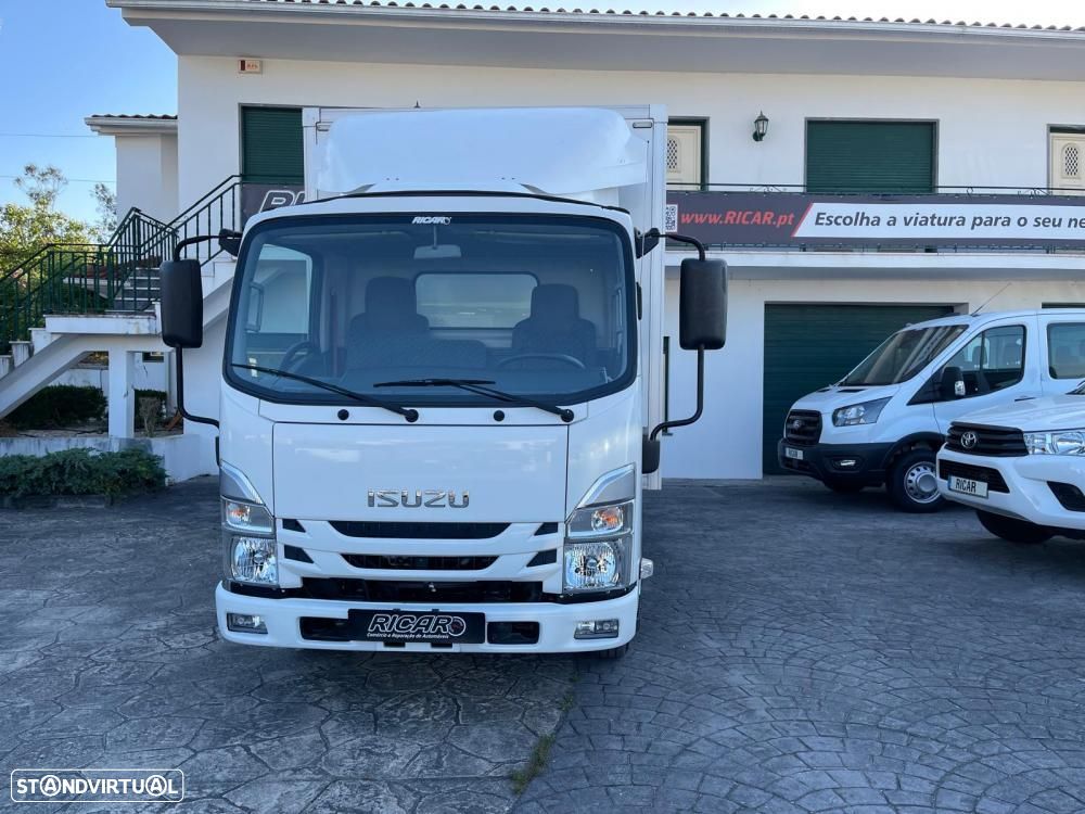 Isuzu NLR NLR CS 3.0 150.35/28 (150CV) - 4