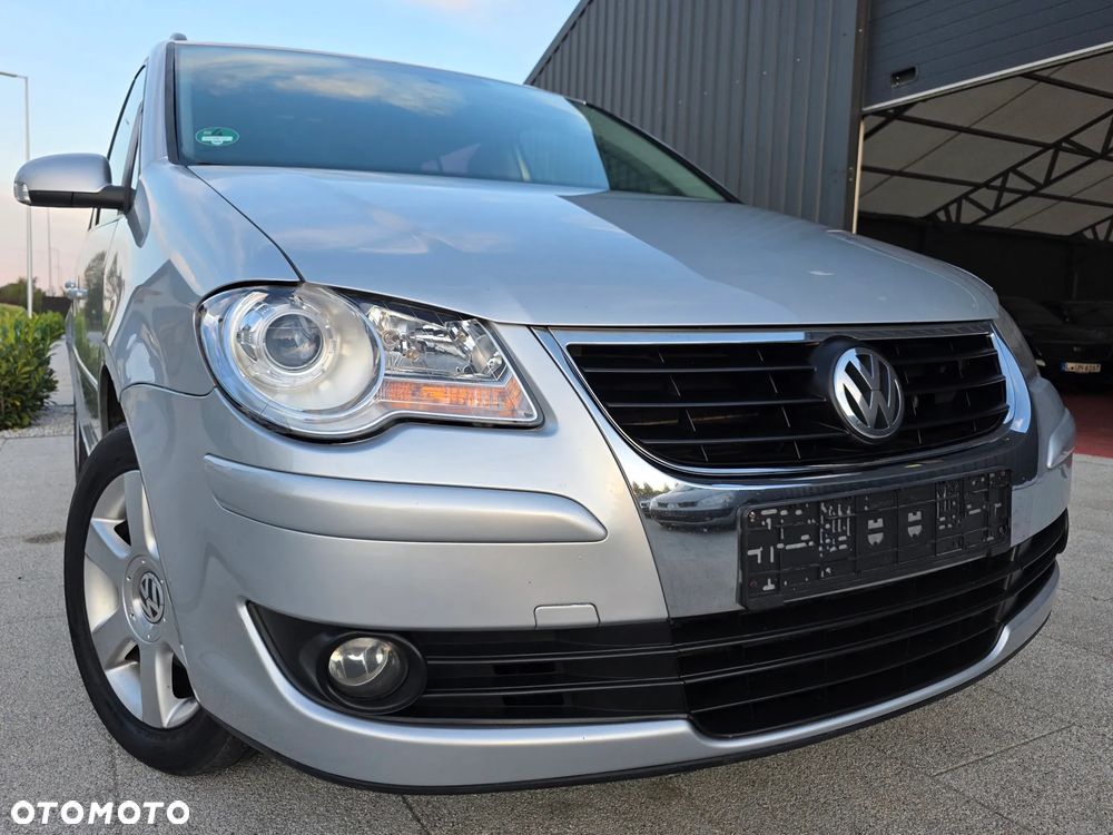 Volkswagen Touran 2.0 TDI DPF Comfortline - 1