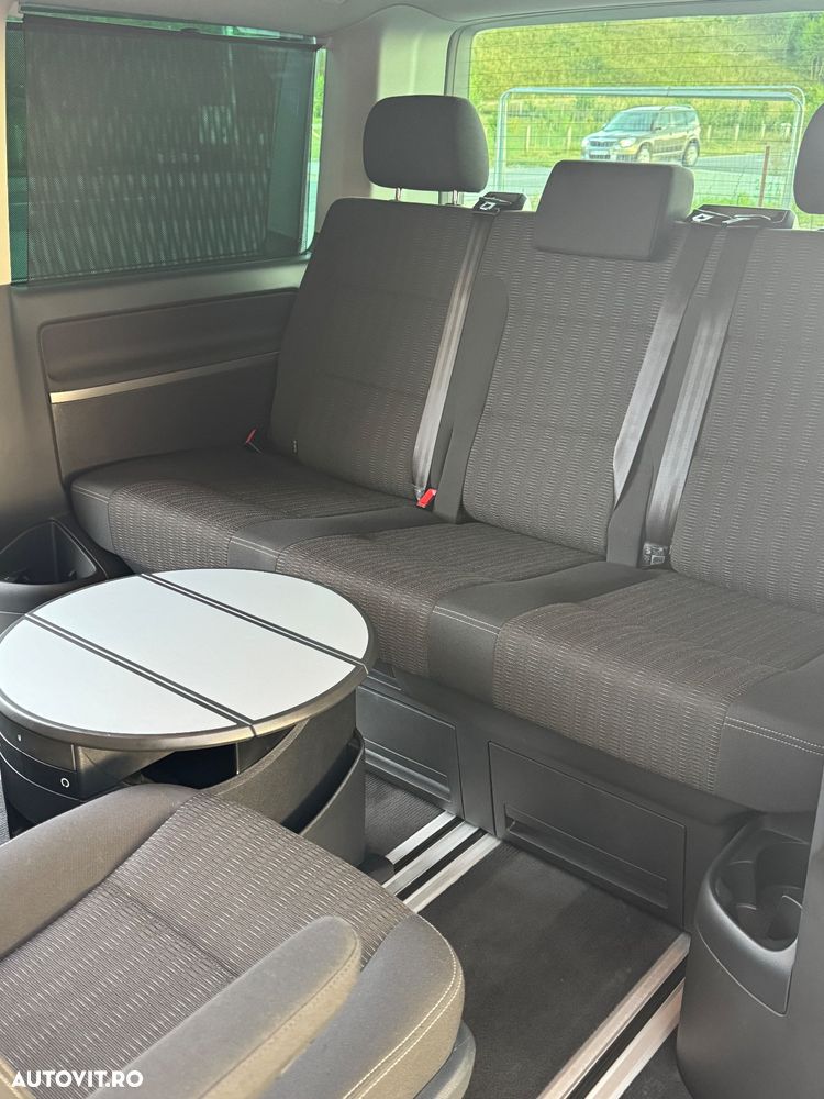 Volkswagen Multivan - 23