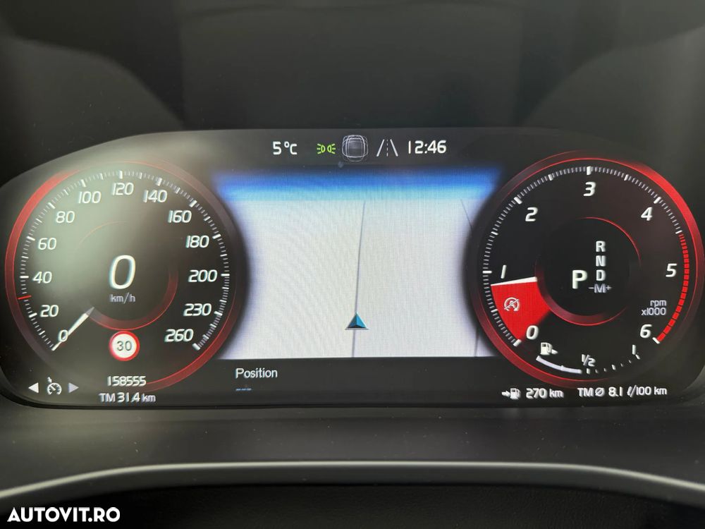 Volvo XC 40 D4 AWD Geartronic Momentum - 22