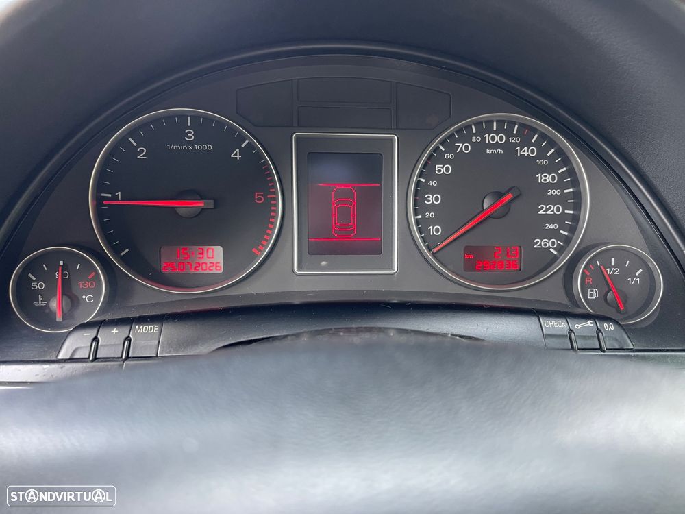 Audi A4 Avant 1.9 TDI m5 - 12