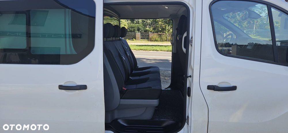 Opel Vivaro - 8