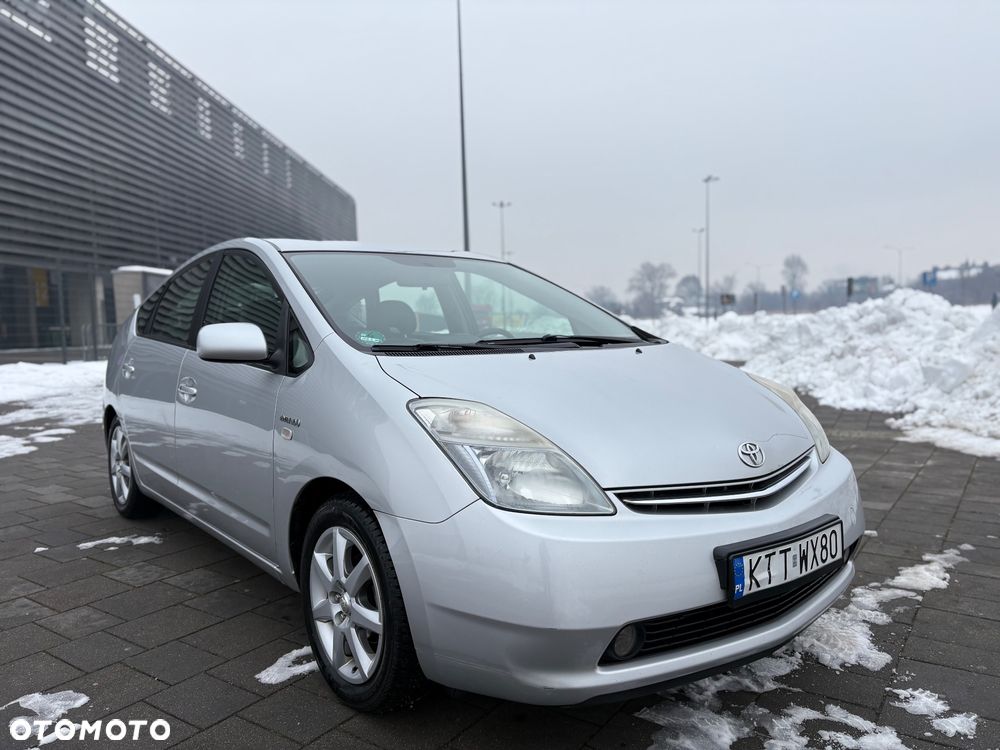 Toyota Prius 1.5 VVT-i Sol - 3
