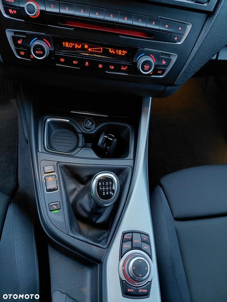 BMW Seria 1 - 30