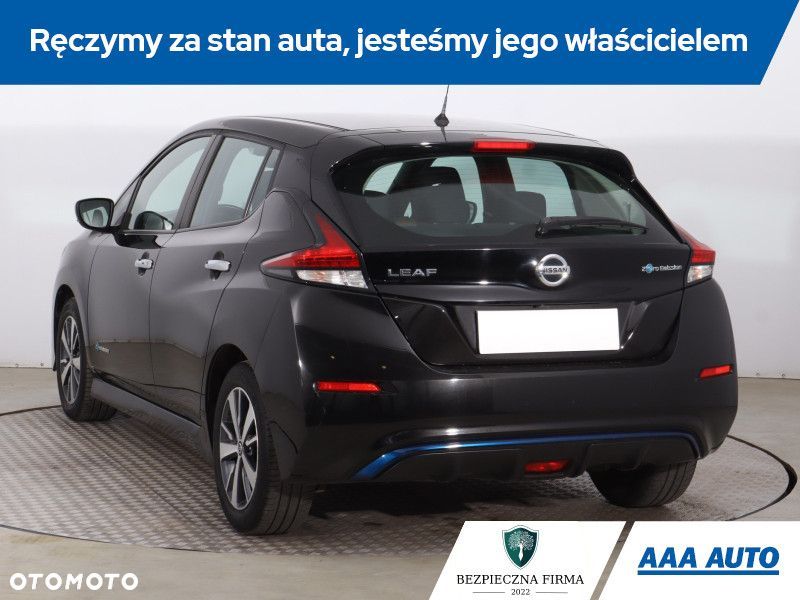 Nissan Leaf - 6