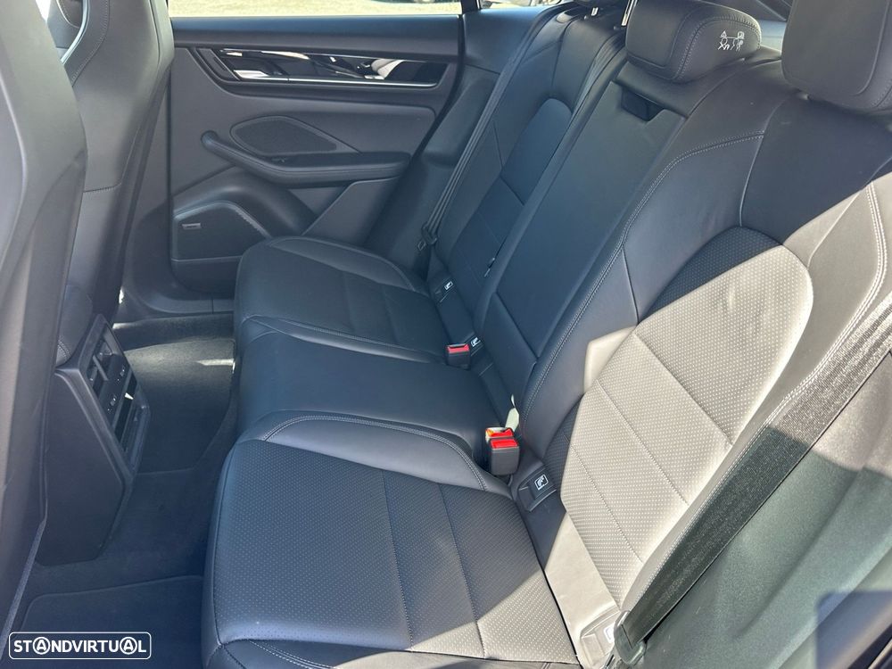 Porsche Macan Standard - 12