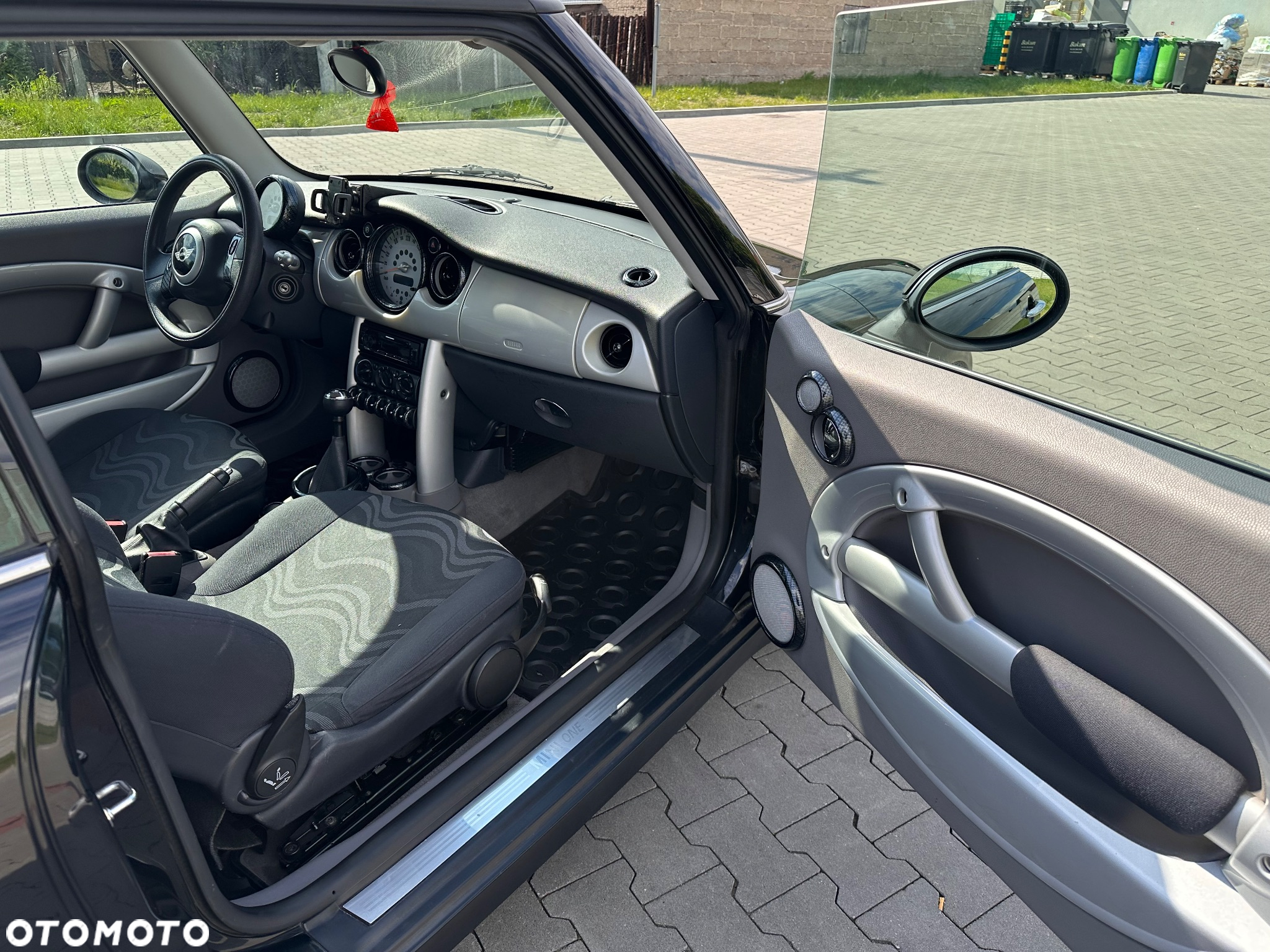 MINI ONE Standard - 7