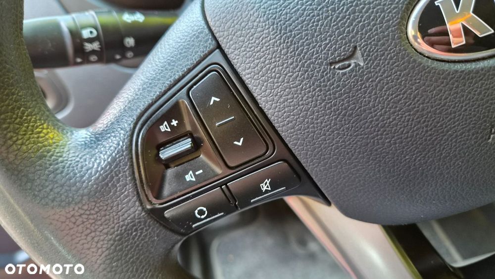 Kia Rio - 18
