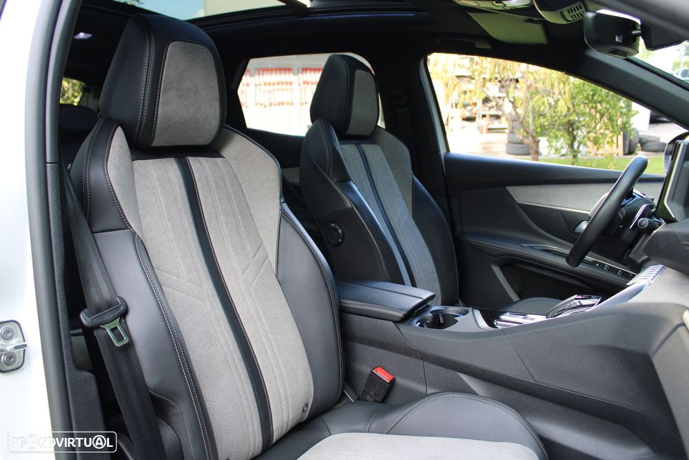 Peugeot 3008 1.6 Hybrid GT e-EAT8 - 29