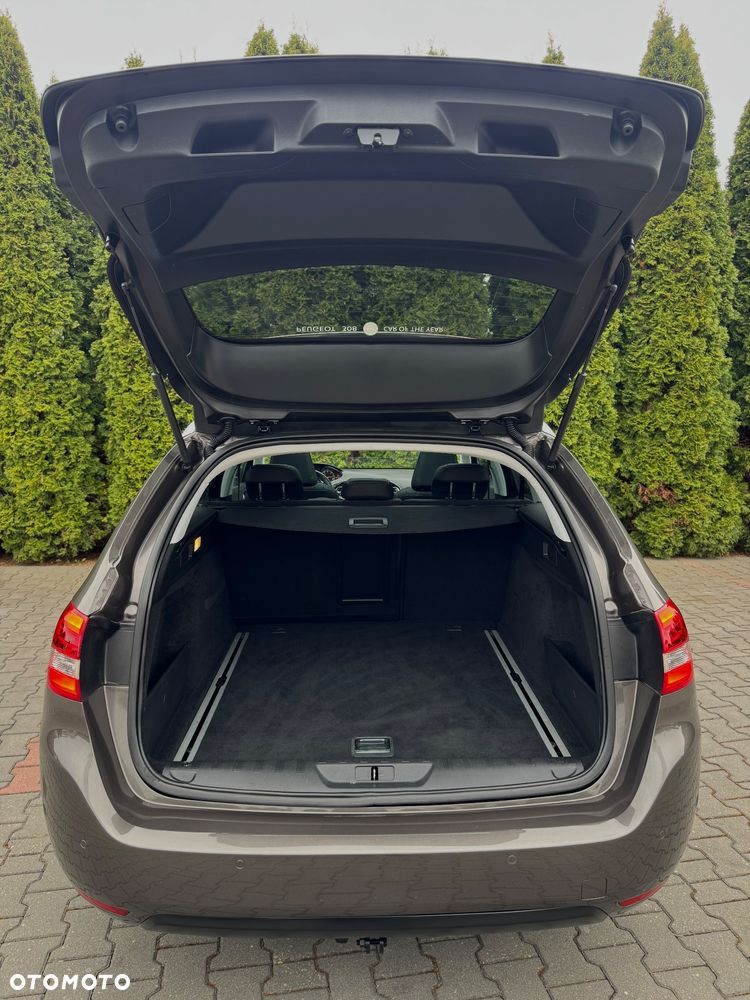 Peugeot 308 BlueHDi 150 EAT6 Stop & Start GT-Line Edition - 35