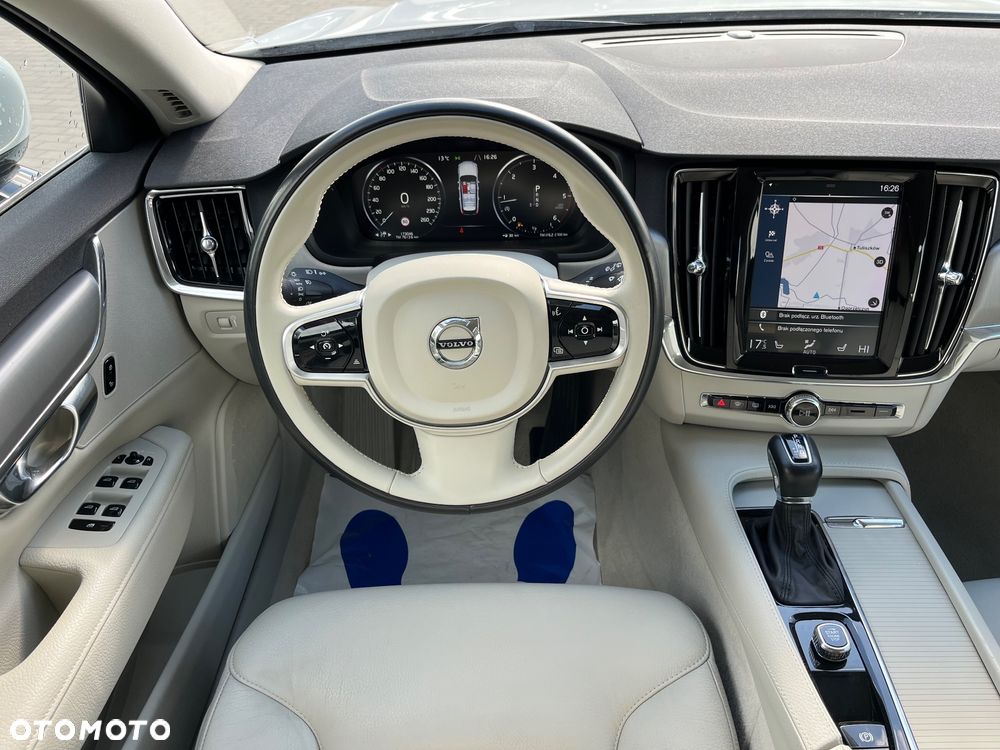 Volvo V90 D3 Geartronic Momentum - 20