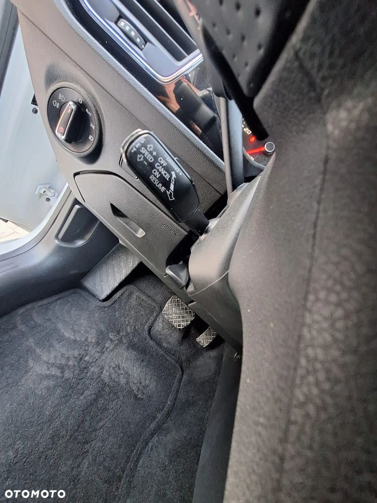 Seat Leon 2.0 TDI DPF DSG FR - 26