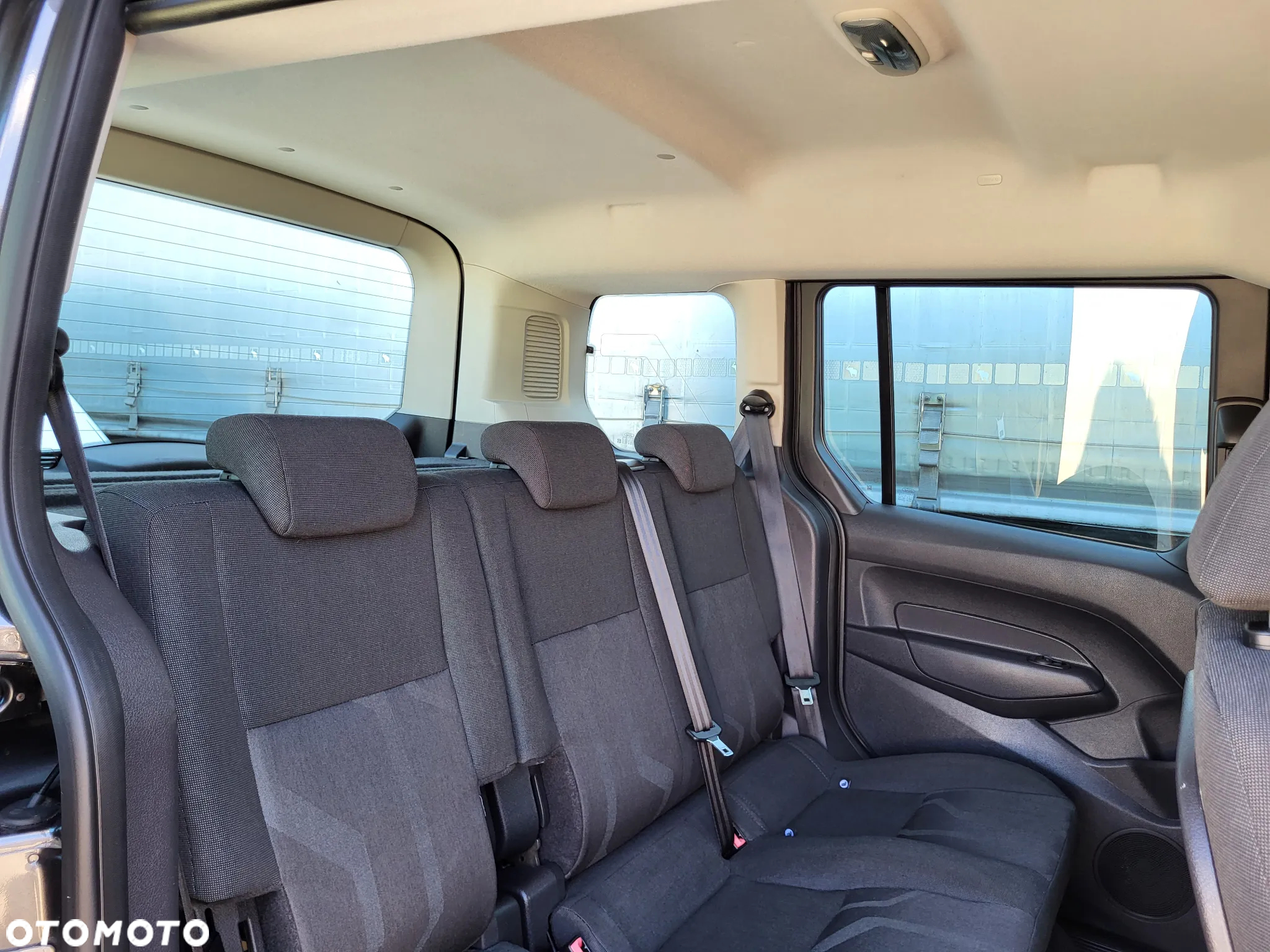 Ford Tourneo Connect 1.0 EcoBoost Start-Stop Trend - 28