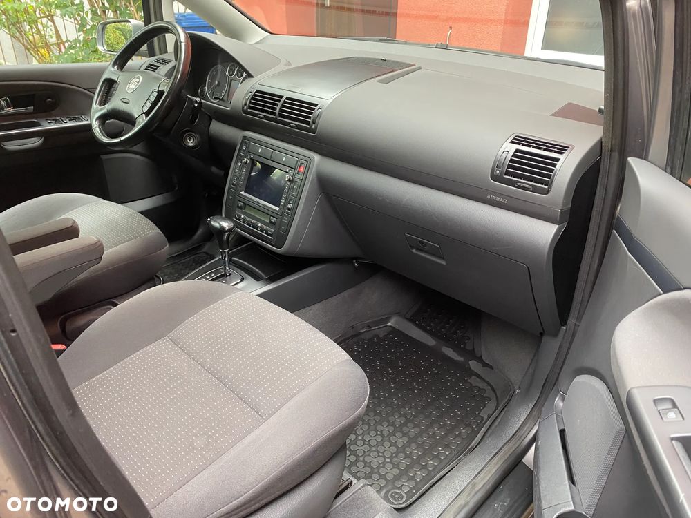 Seat Alhambra 1.9 TDI Stylance Tiptr - 10