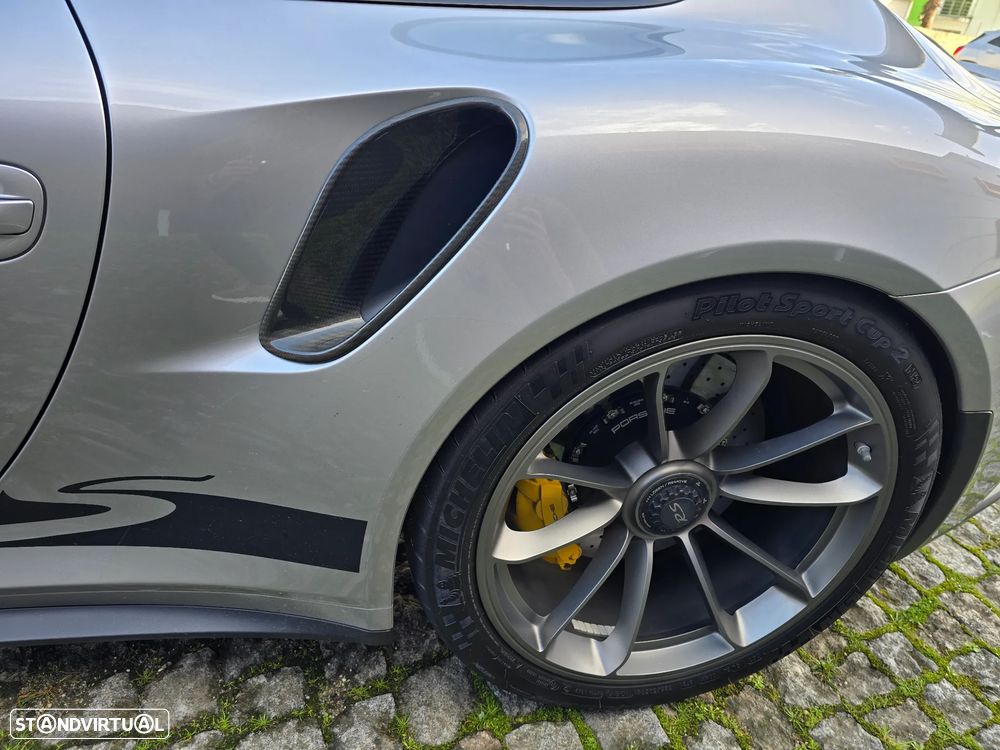 Porsche 911 (991) GT3 RS - 8