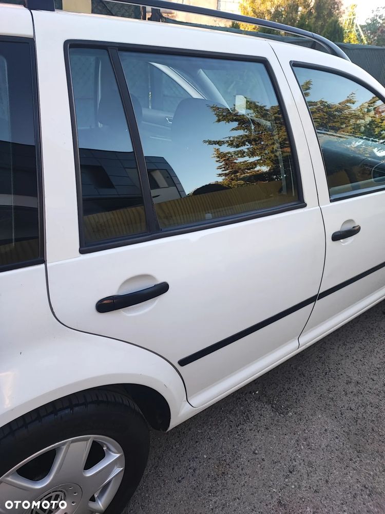 Volkswagen Golf - 33