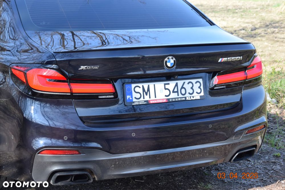 BMW Seria 5 M550i xDrive sport - 3