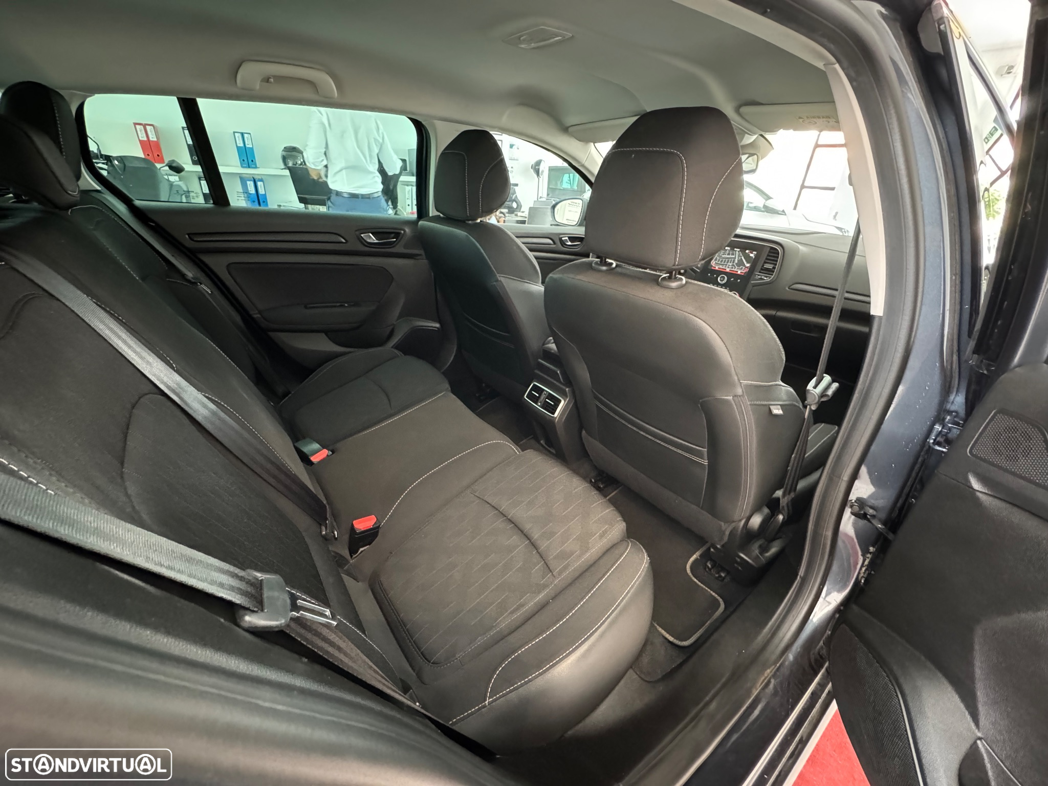 Renault Mégane Sport Tourer 1.3 TCe Limited - 14