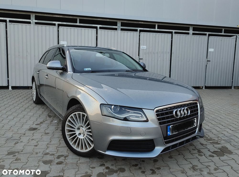 Audi A4 Avant 2.0 TDI - 10