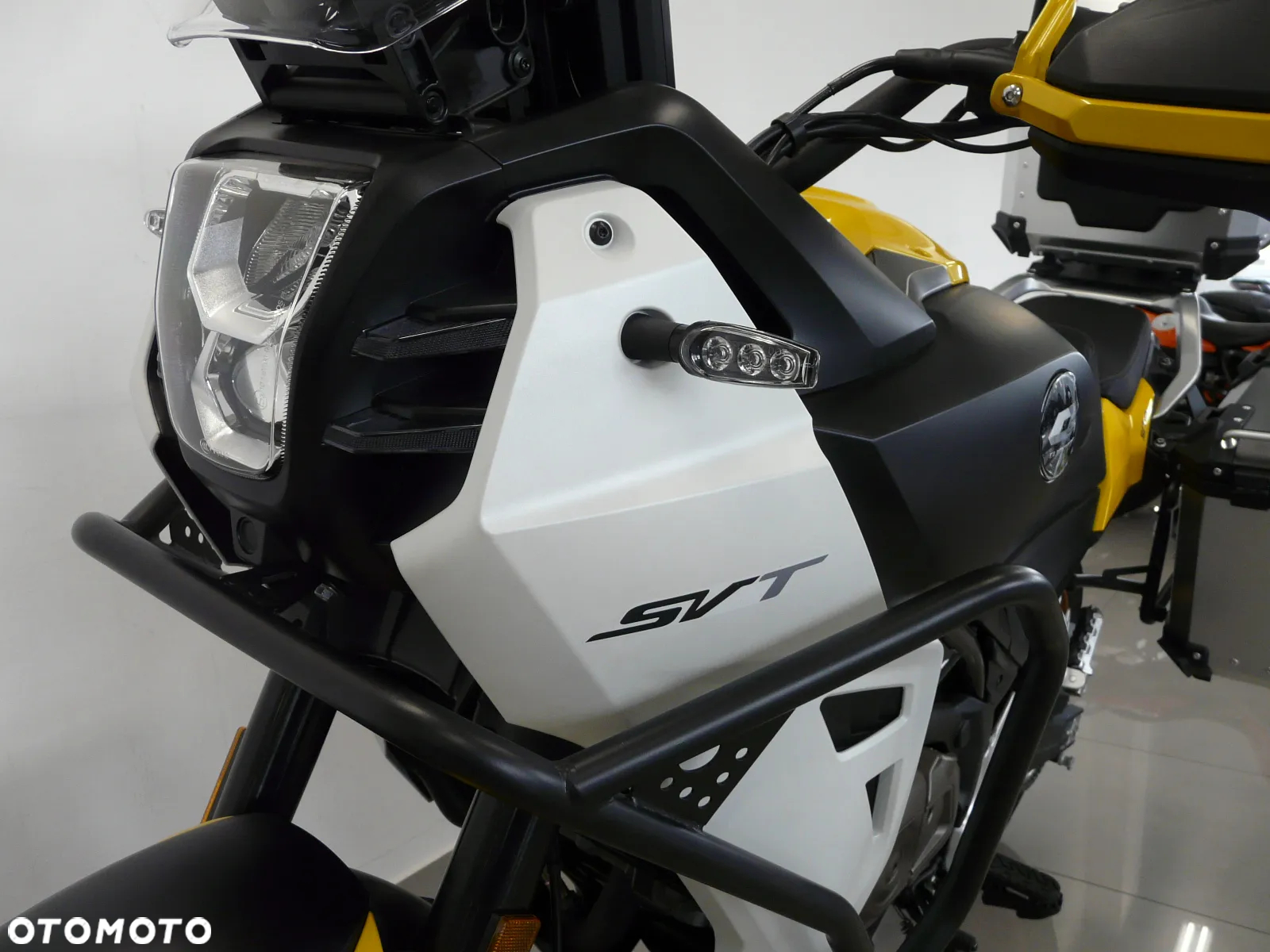 QJMOTOR SVT 650X - 19