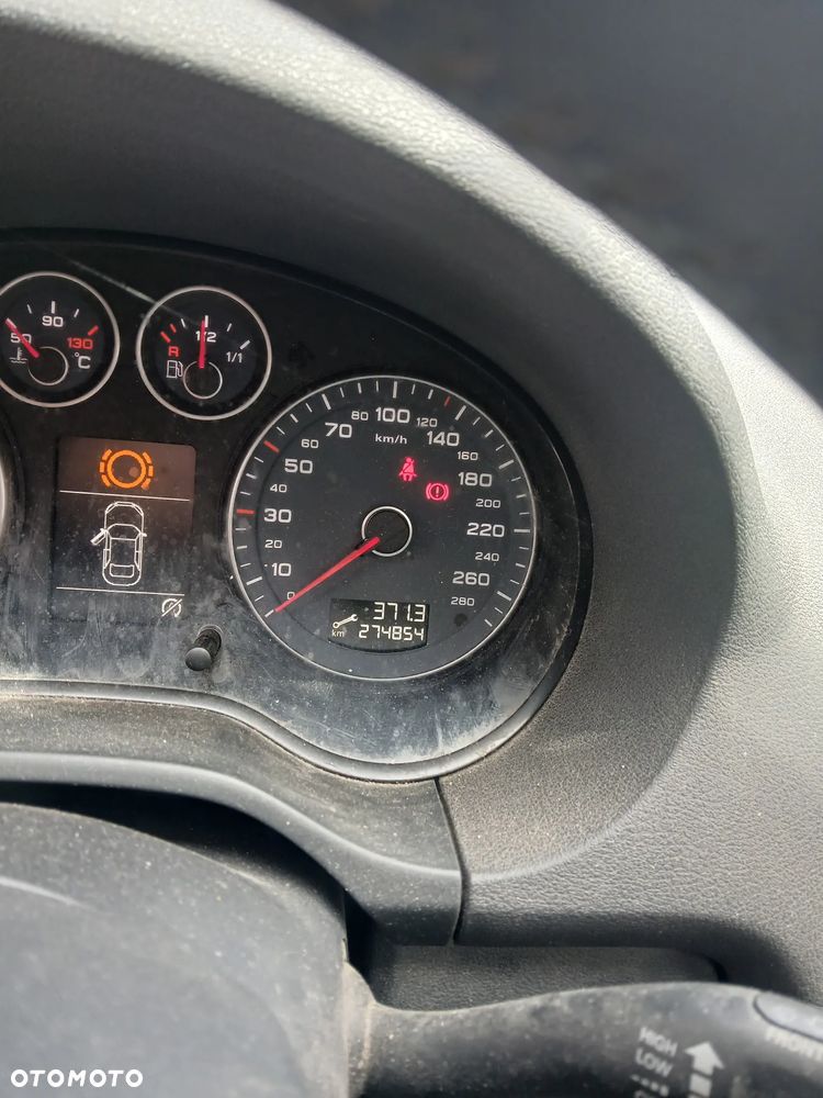 Audi A3 Sportback 2.0 TDI DPF Attraction - 11