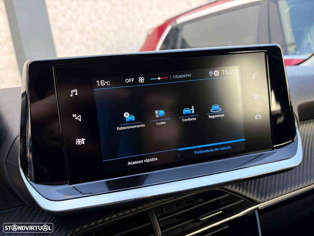 Peugeot 208 1.2 PureTech SE Style - 24