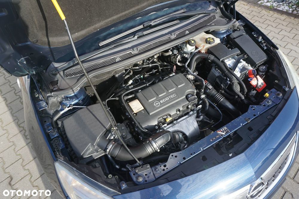 Opel Astra 1.4 T Enjoy S&S - 16