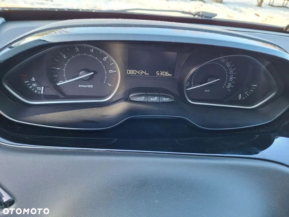 Peugeot 208 PureTech 68 Like - 3