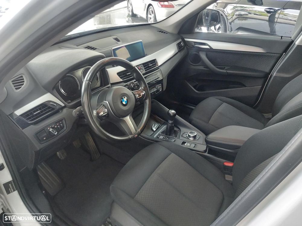 BMW X1 18 i sDrive Advantage - 12
