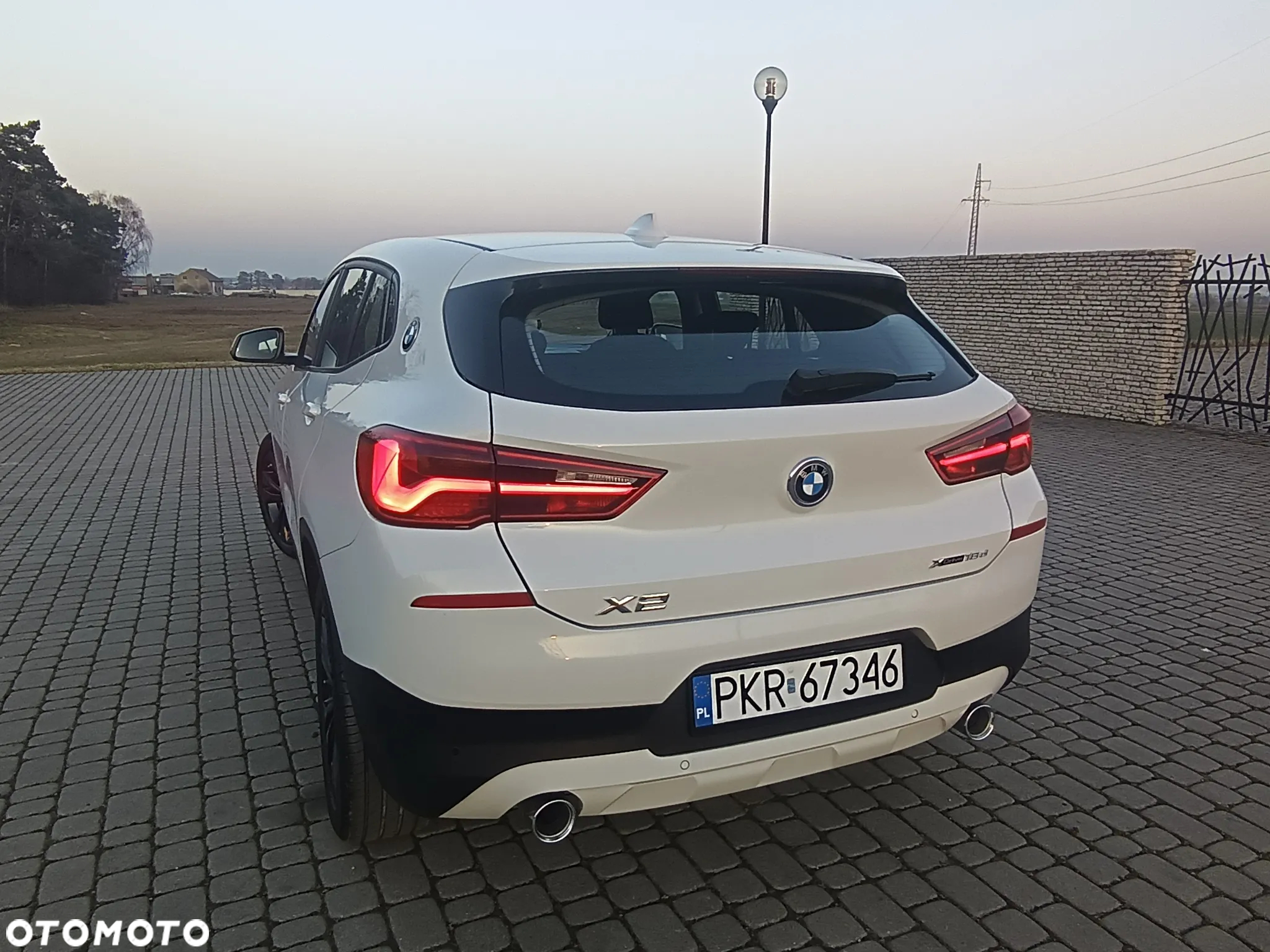BMW X2 xDrive18d - 12