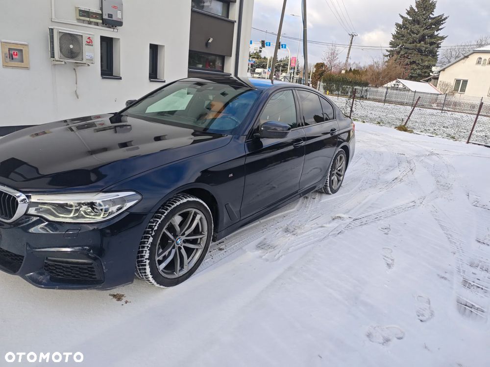 BMW Seria 5 520d xDrive M Sport sport - 2