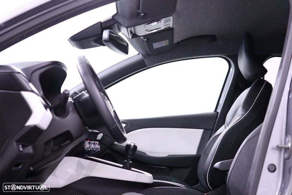 Renault Clio 1.0 TCe Techno Bi-Fuel - 28