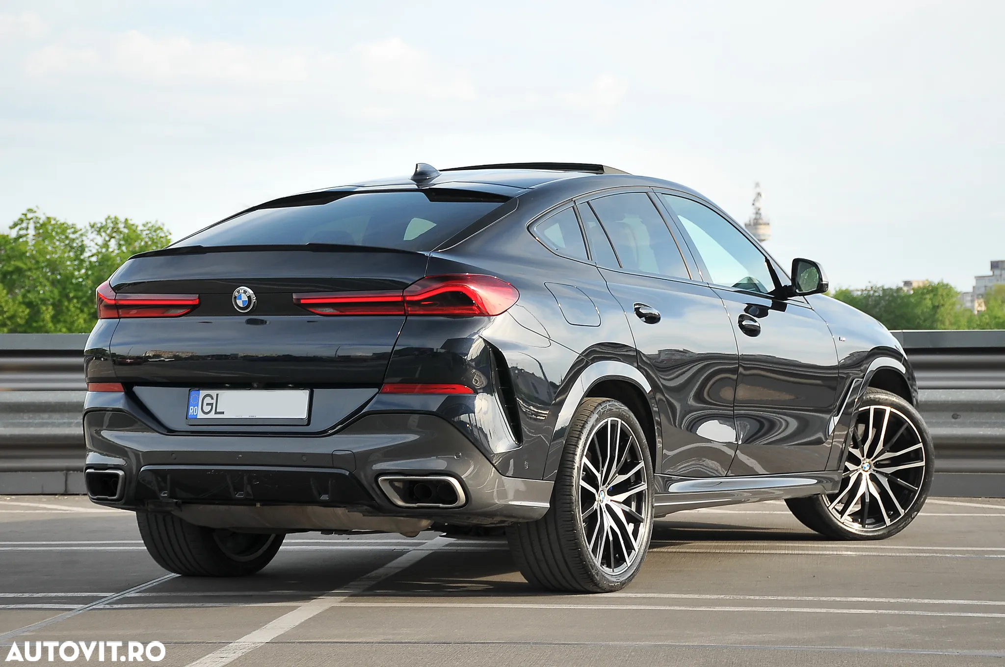 BMW X6 M M50i - 2