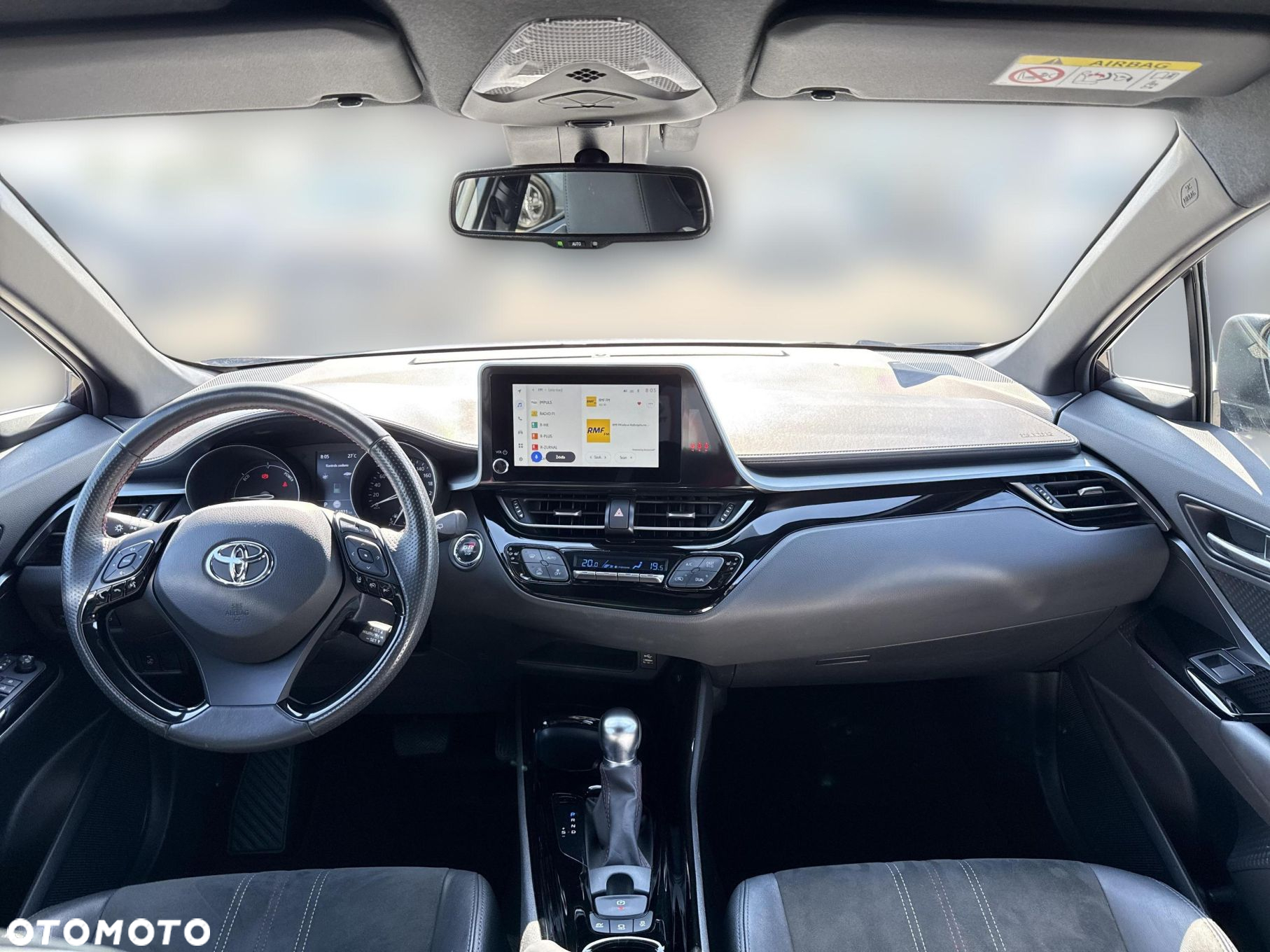 Toyota C-HR - 11