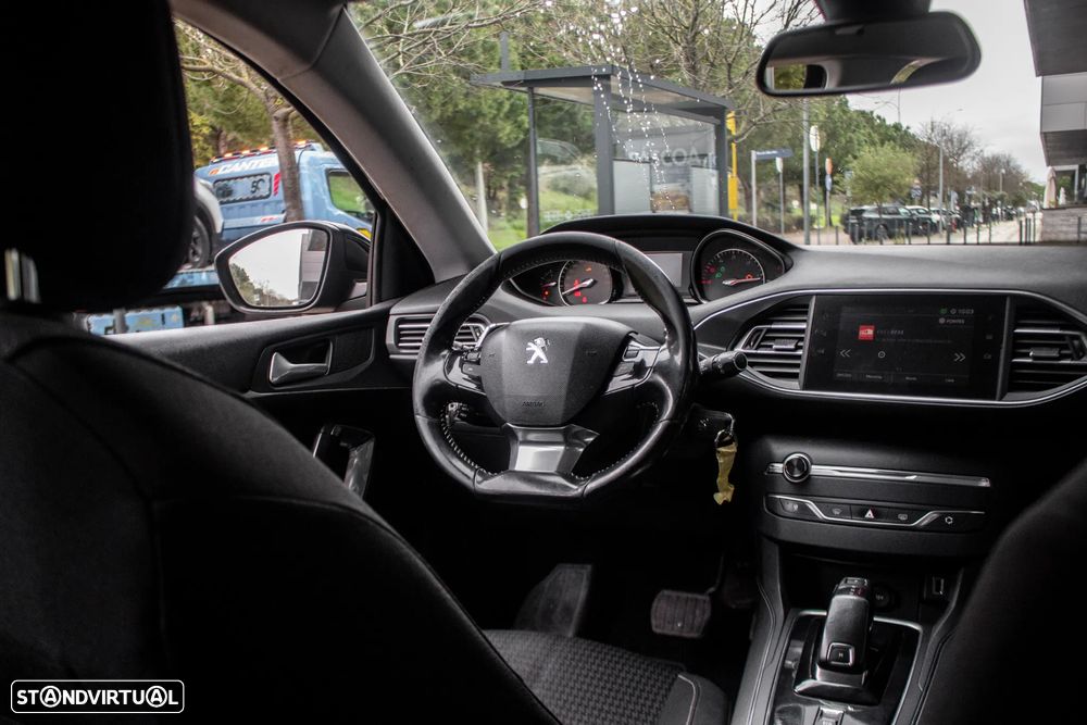 Peugeot 308 SW BlueHDi 130 EAT6 Stop & Start Active - 29