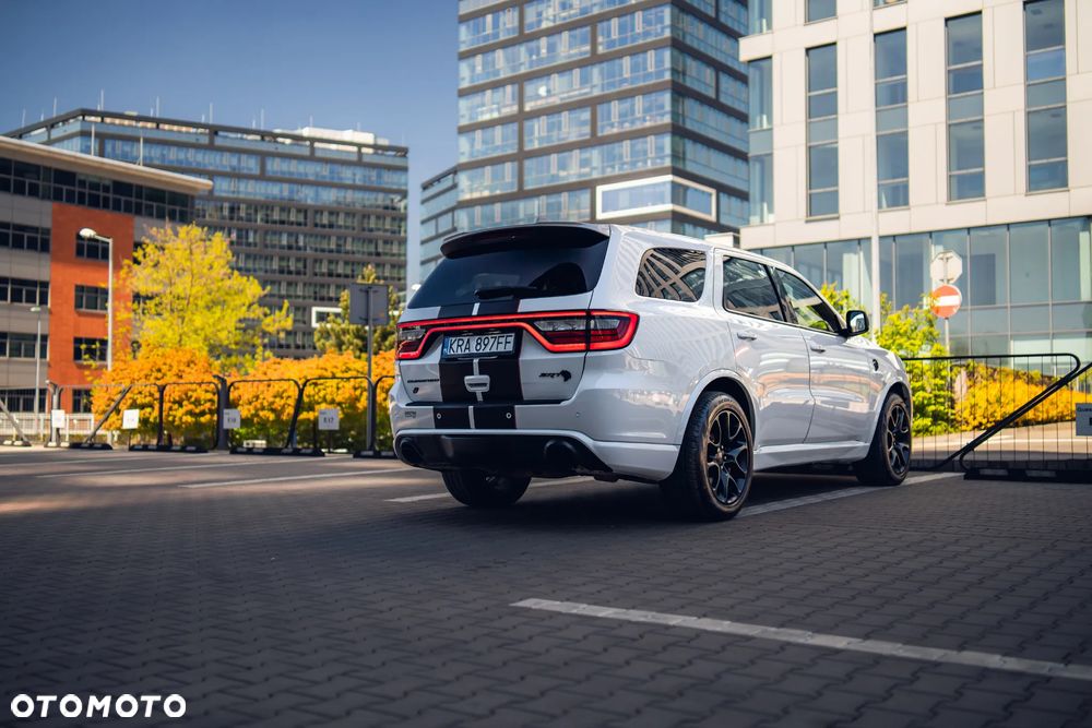 Dodge Durango 6.4 SRT - 11