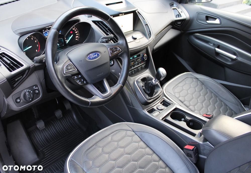 Ford Kuga 1.5 EcoBoost 2x4 Vignale - 12