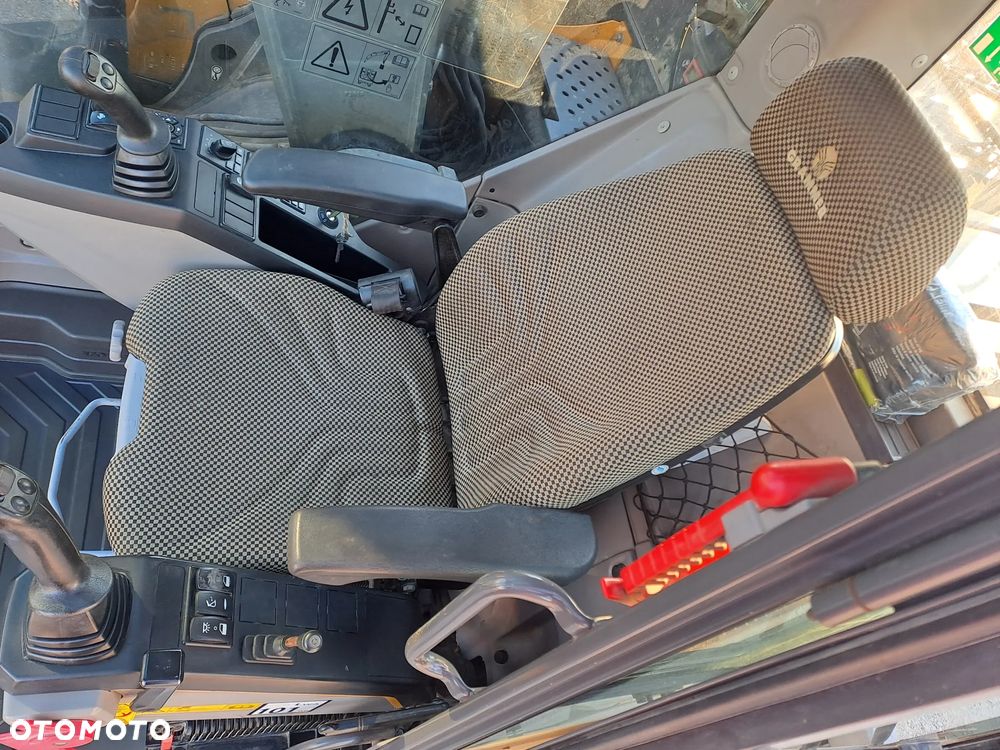 Volvo ECR235EL Z NIEMIEC 2016 ROK PŁUG RAMIĘ 3XŁAMANE - 15