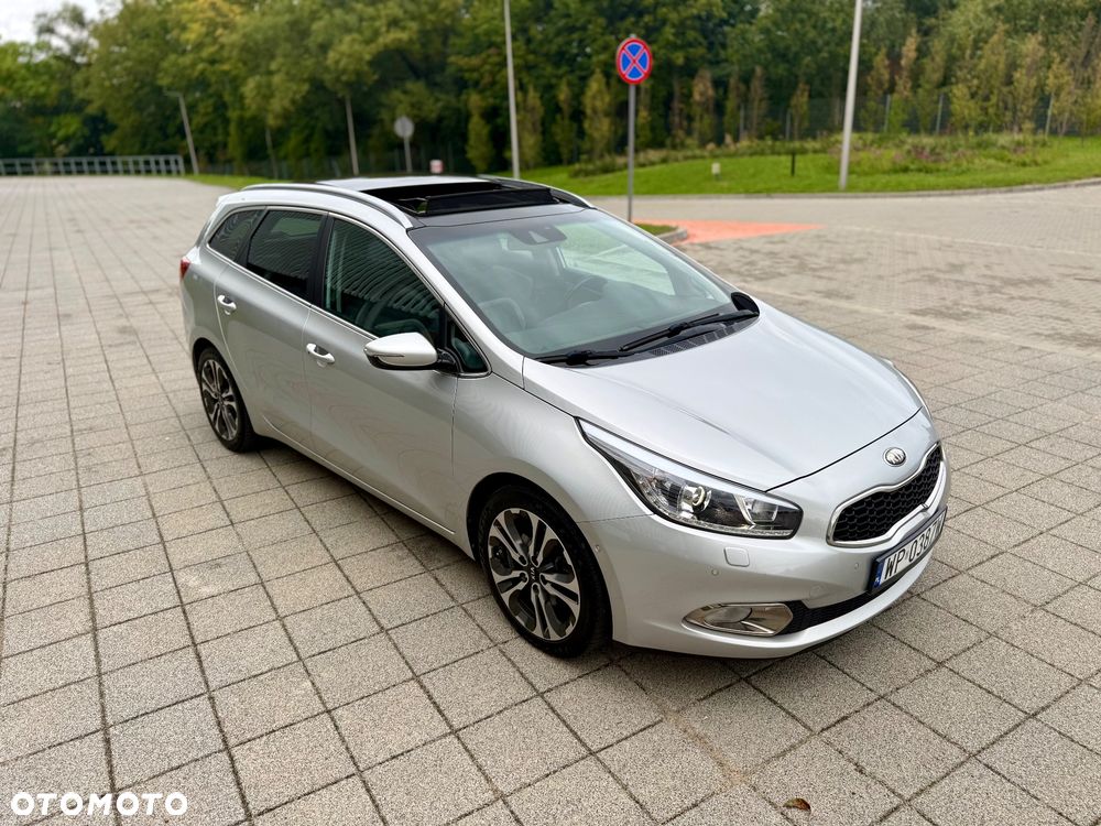 Kia Ceed 1.6 CRDi 128 Platinum Edition - 10