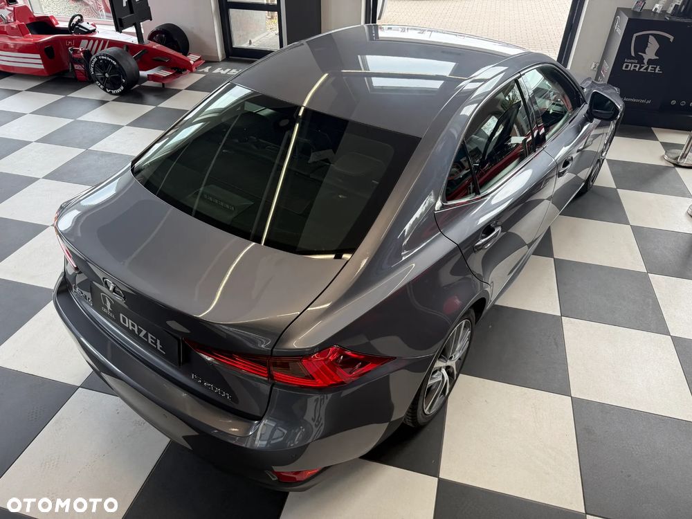Lexus IS 200t Elegance - 9