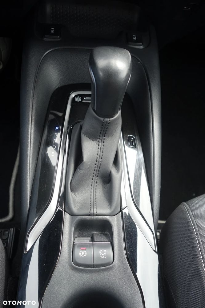 Toyota Corolla 1.8 Hybrid Comfort - 19