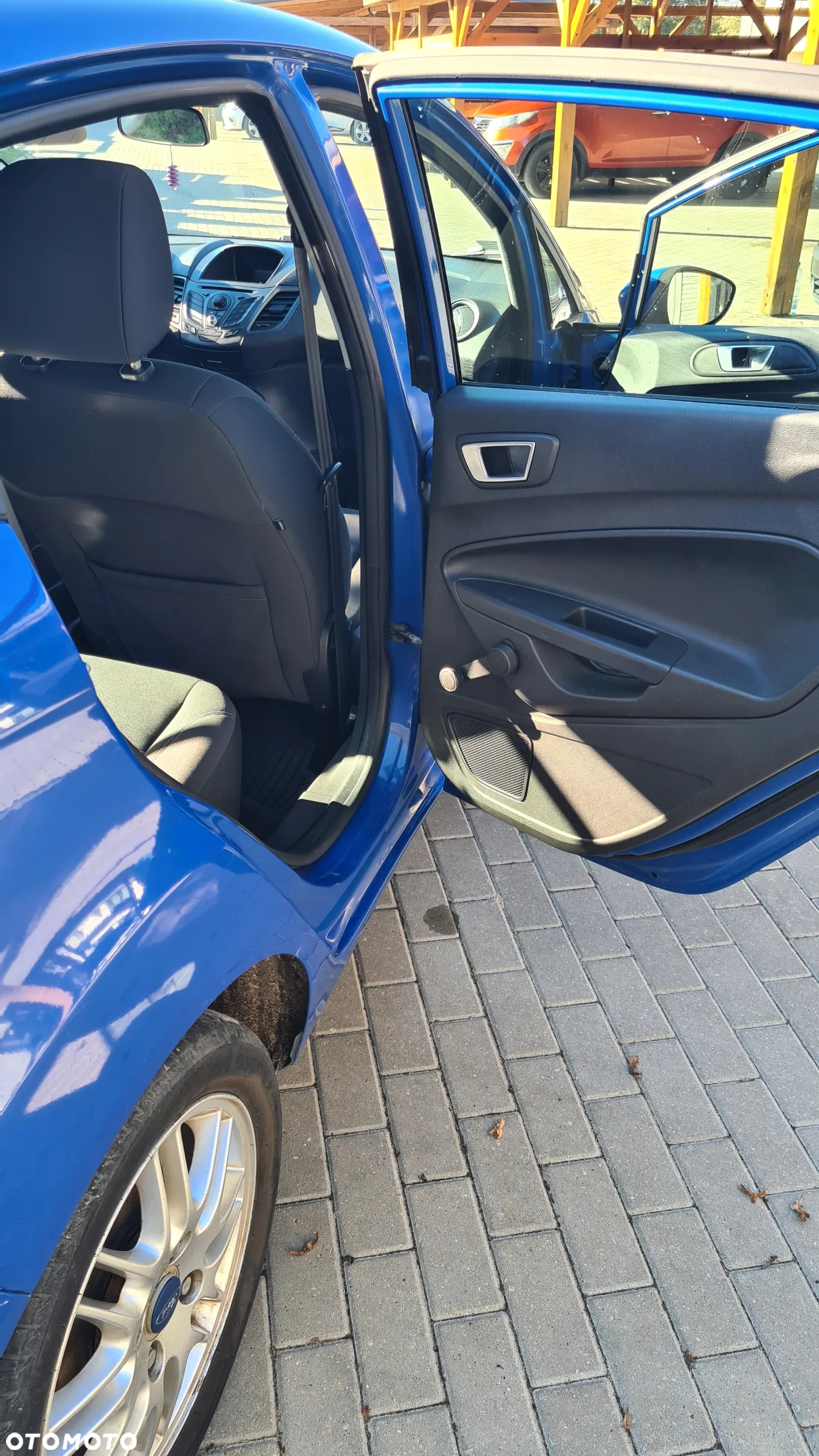 Ford Fiesta 1.0 EcoBoost Titanium - 13