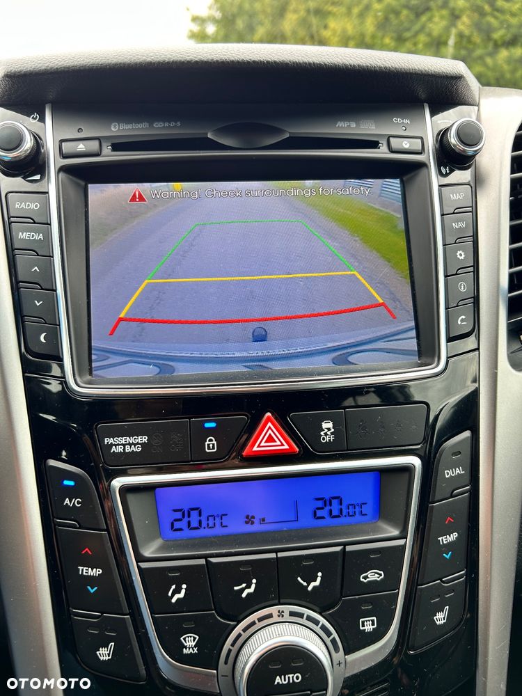 Hyundai i30 1.6 CRDi Automatik Style - 21