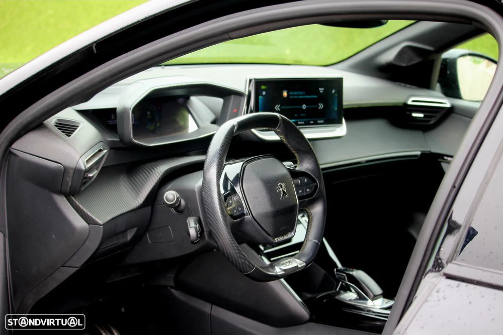 Peugeot e-208 50 kWh GT - 11