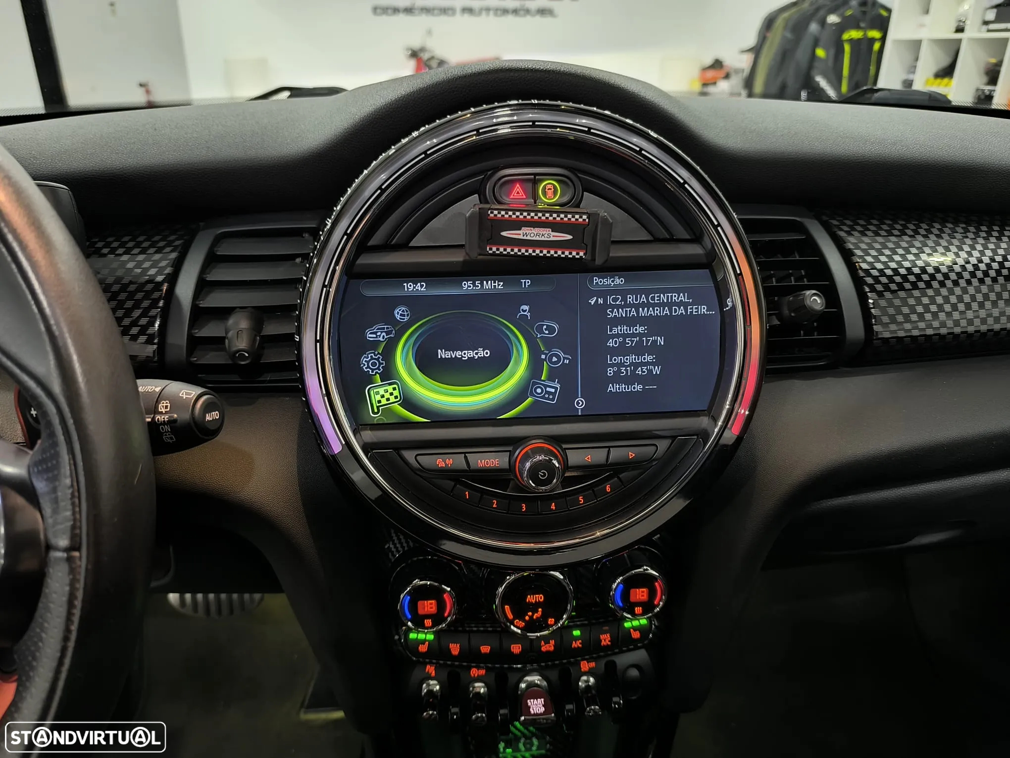MINI 3 Portas John Cooper Works Sport Aut. - 46