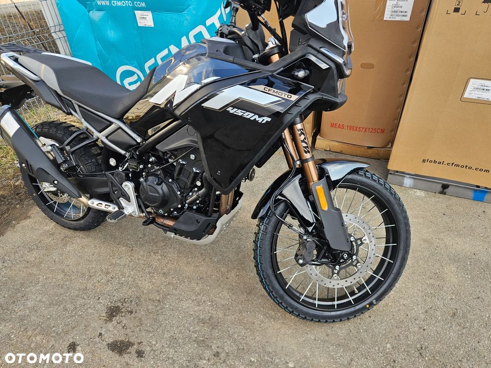 CFMoto MT - 2