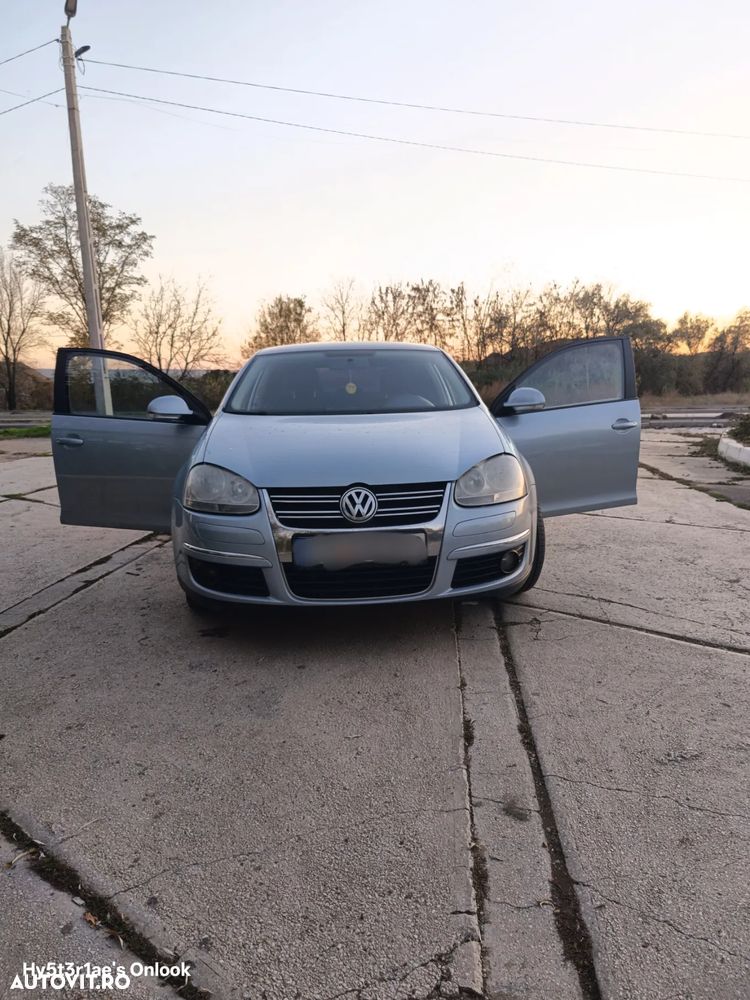 Volkswagen Jetta 1.6 TDI DPF Trendline - 10