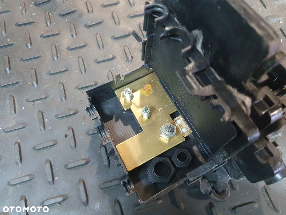 VW Volkswagen Phaeton 3D Główna Skrzynka Bezpieczników 3D0937576 - 4